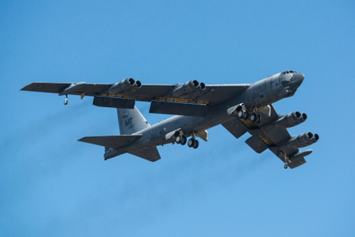 امریکی بمبار طیارے بی 52 کی شمالی کوریا کی سرحد پر نچلی پروازیں