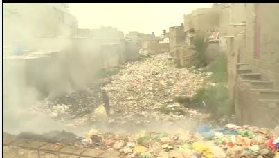 کراچی کچرے کا ڈھیر ، کچرا اُٹھانے والوں نے ہڑتال کی دھمکی دے دی
