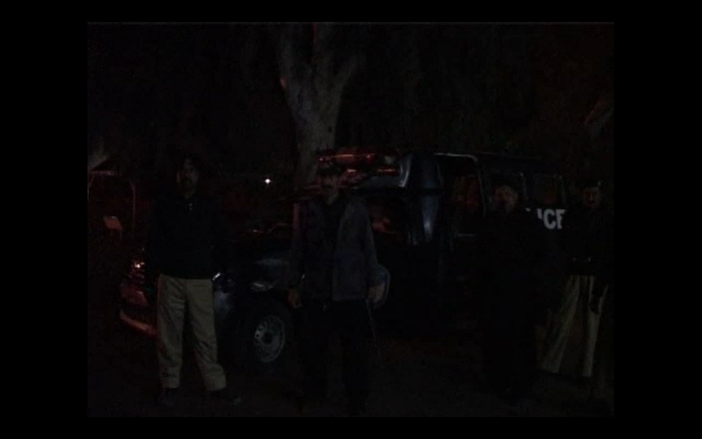 کشمور: سکیورٹی اہلکاروں کا ناکے پر باراتیوں کی بس کو رکنے کا اشارہ، نہ رکنے پر فائرنگ، 3افراد زخمی