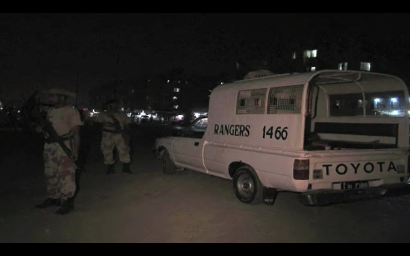 کراچی : رینجرز کےساتھ مقابلے میں تین دہشتگرد ہلاک