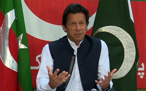 سیاستدان چوری کے پیسے سے الیکشن لڑ کر اقتدار میں آتے ہیں : عمران خان