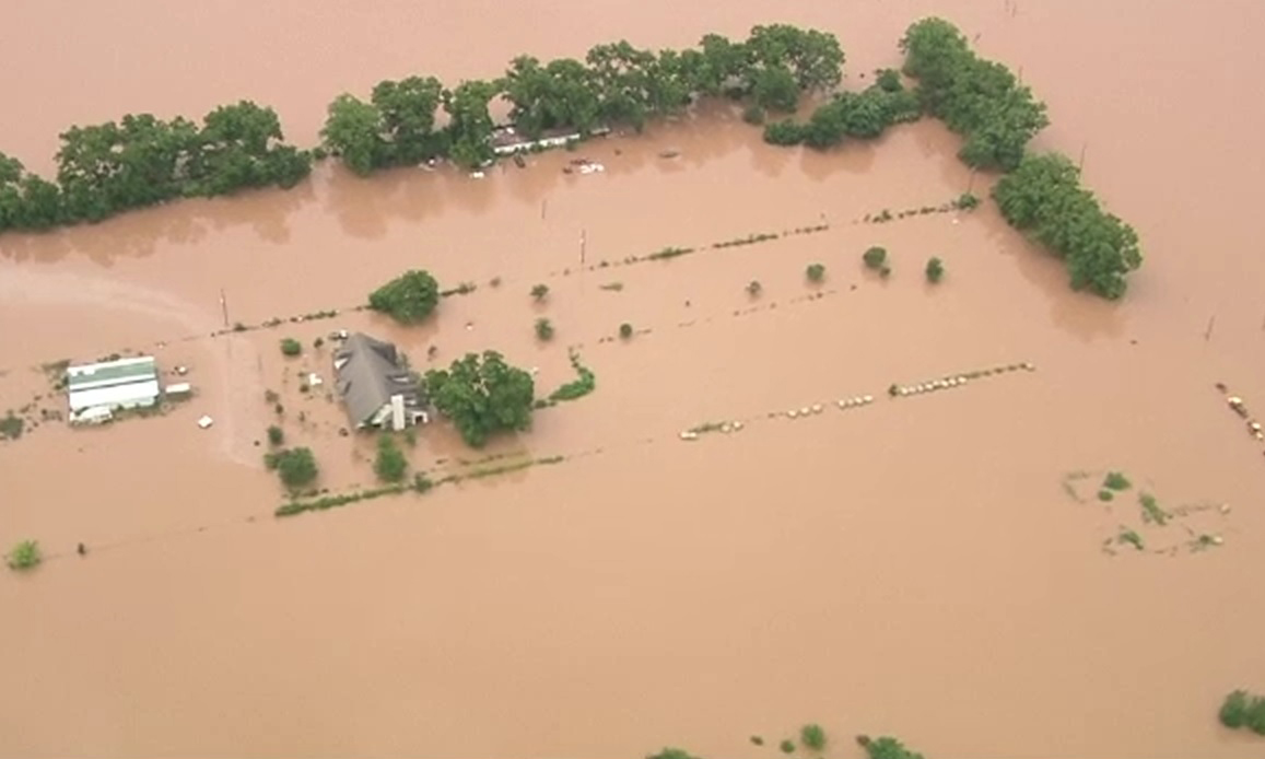 ٹیکساس : شدید بارشوں نے سوسالہ ریکارڈ توڑ دیا ،7افراد ہلاک