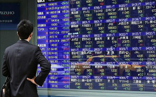 ایشیائی مارکیٹوں میں شیئرز کی قیمتیں گر گئیں