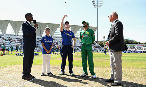 پانچواں ون ڈے‘ پاکستان نے ٹاس جیت کر انگلینڈ کو بیٹنگ کی دعوت دیدی