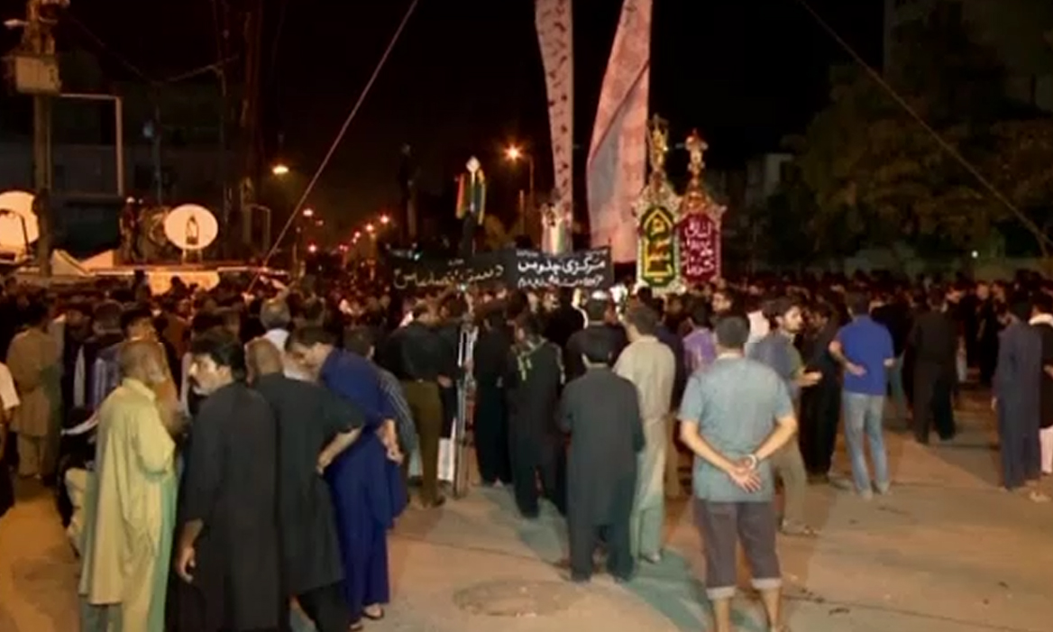 کراچی : چہلم امام حسین کا مرکزی جلوس  حسینیہ ایرانیاں امام بارگاہ پر اختتام پذیرہوگیا