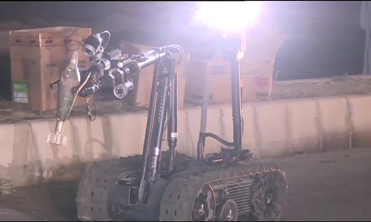 کراچی : روبوٹ نے کراچی کو ایک بار پھر تباہی سے بچالیا