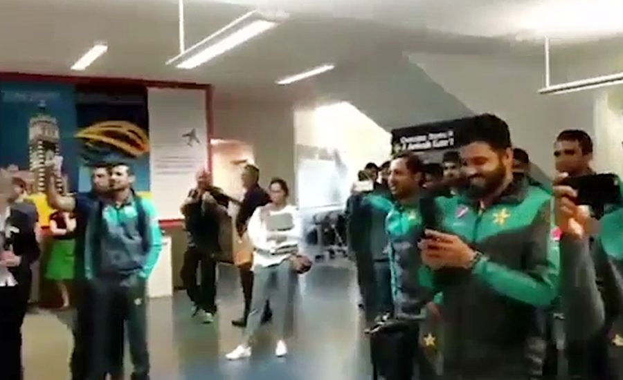 پاکستان کرکٹ ٹیم تیسرے ون ڈے کیلئے ڈونیڈن پہنچ گئی