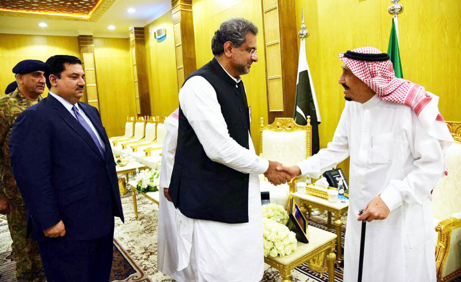 وزیر اعظم اور آرمی چیف کی شاہ سلمان سے ملاقات، سکیورٹی صورتحال پر تبادلہ خیال