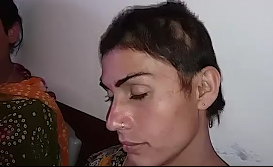 بہاولپور میں بااثر زمیندار کا خواجہ سرا پر تشدد،سر کے بال کاٹ دیئے