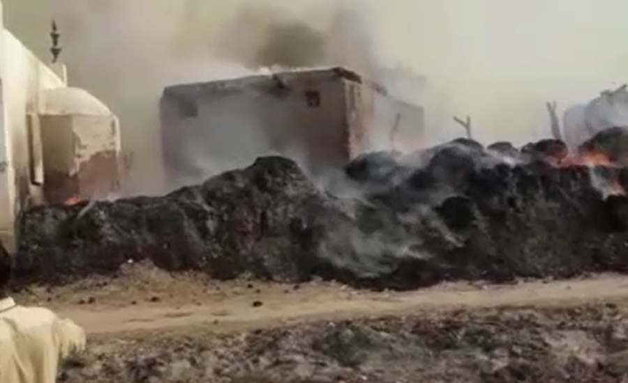 بھٹ شاہ،نواحی گاؤں میں شارٹ سرکٹ سے آتشزدگی،40سے زائد مکان جل گئے