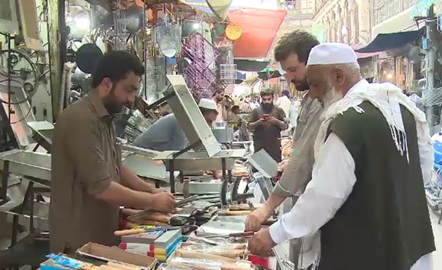 پشاور کے ریتی بازار میں چھری، کلہاڑی اور ٹوکے کی قیمتیں بڑھ گئیں