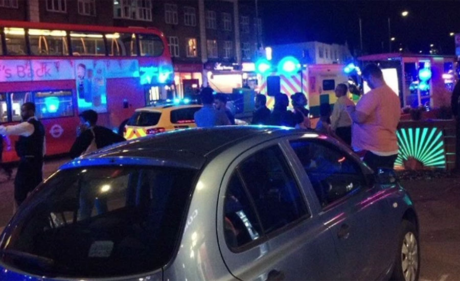 لندن ، کنگز بری ٹیوب اسٹیشن کے باہر فائرنگ، 3 افراد زخمی