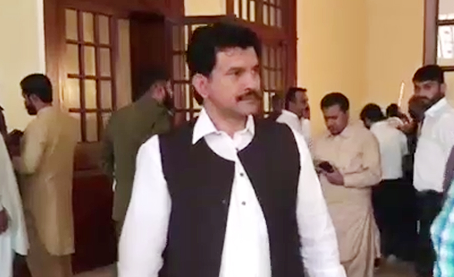 پاکستان تحریک انصاف کے ایم پی اے ندیم باراسپریم کورٹ میں رو پڑے
