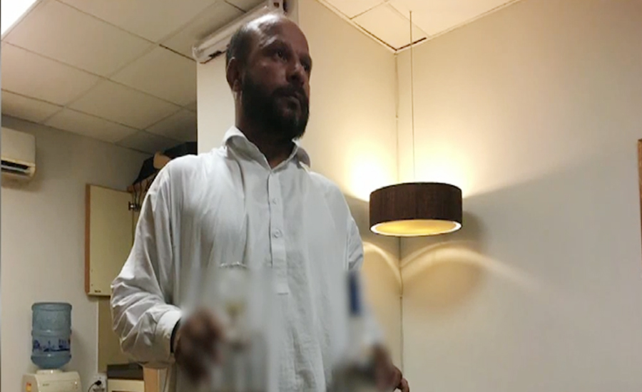 کراچی،تیل ،شہد کے ٹیسٹ کی ویڈیو لیک کرنے پر چیف ایگزامینر عہدے سے فارغ
