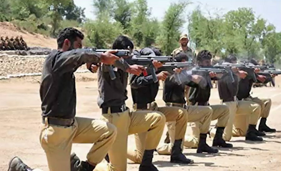 کراچی ، پولیس اہلکاروں کی پبلک مقامات پر ملزمان سے نمٹنے کیلئے تربیت کا سلسلہ شروع