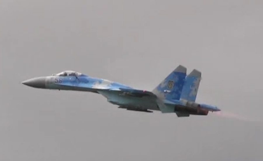 یوکرائن ائیرفورس کا جنگی طیارہ ایس یو27گرکر تباہ