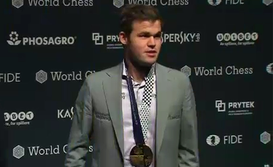 ناروے کے میگنس کارلسن شطرنج کے نئے عالمی چیمپئن بن گئے