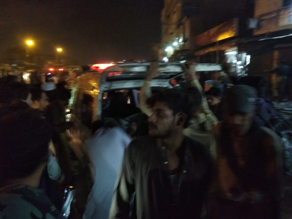 کراچی میں قائد آباد پل کے نیچے دھماکہ ، 2 افراد جاں بحق ، 12 زخمی