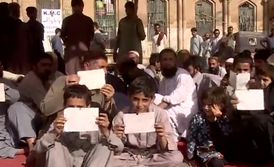 کراچی ، ایمپریس مارکیٹ میں تجاوزات کیخلاف آپریشن تاخیرکا شکار