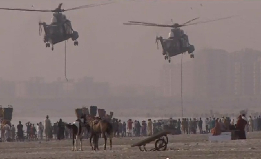 کراچی سی ویو پر پاک فضائیہ کا شاندار ائیر شو