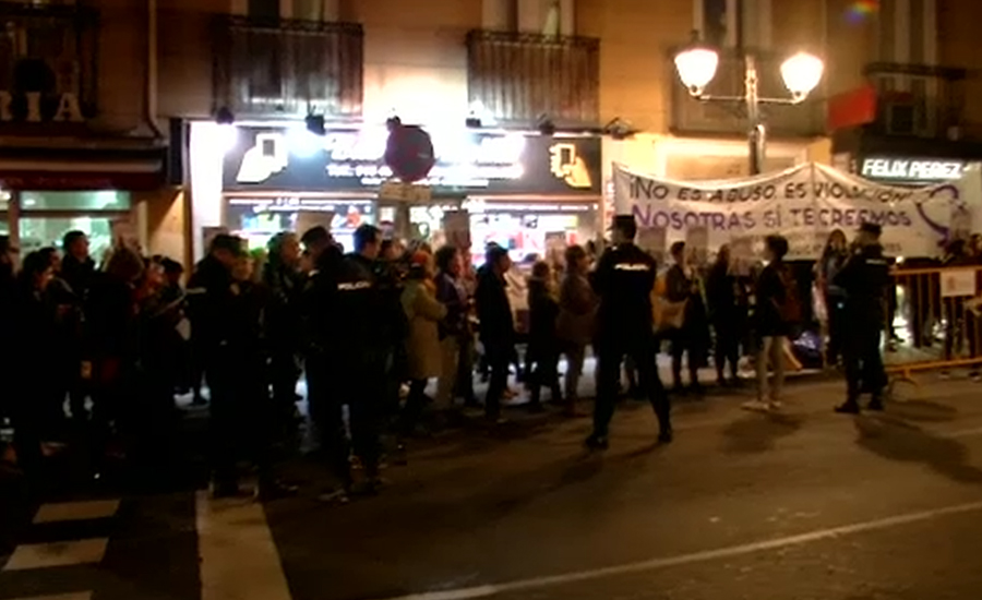 سپین  میں  جنسی زیادتی کیس میں عدالتی فیصلے کیخلاف شہری سڑکوں پر آگئے