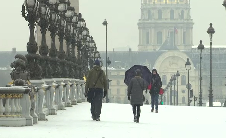 امریکا اور یورپ میں برفباری سے درجہ حرارت نقطہ انجماد سے نیچے گر گیا