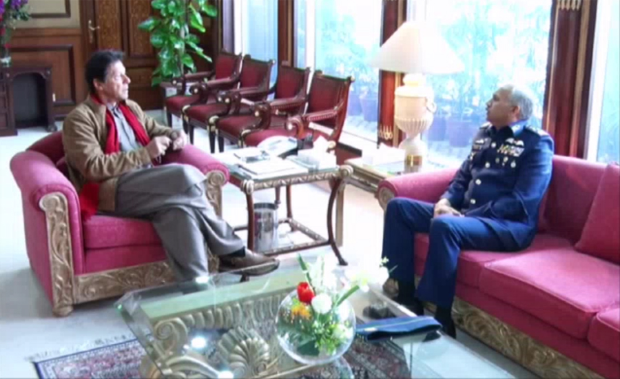 وزیر اعظم عمران خان سے چیف آف ایئر سٹاف ایئر چیف مارشل مجاہد انور خان کی ملاقات