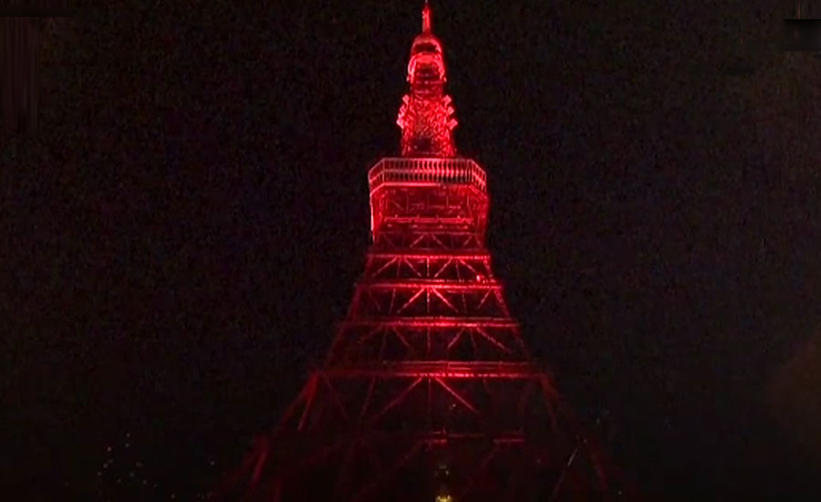 جاپان کا ٹوکیو ٹاور بھی چین کی خوشی میں رنگ گیا