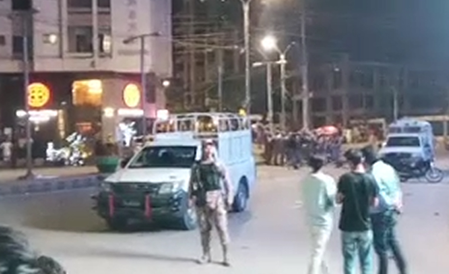 کراچی ، رینجرز کی فائرنگ سے زخمی ڈاکو برطرف پولیس اہلکار نکلا