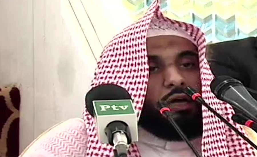 امام کعبہ الشیخ عبداللہ عواد نے فیصل مسجد میں نماز جمعہ کی امامت کرائی