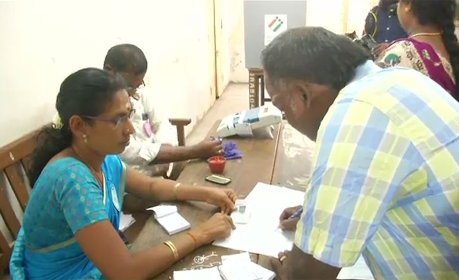 بھارت کے پارلیمانی انتخابات کا دوسرا مرحلہ مکمل ہو گیا