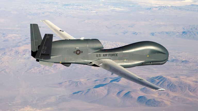 ایران نے امریکا کا جاسوس ڈرون طیارہ مار گرانے کا دعویٰ کردیا