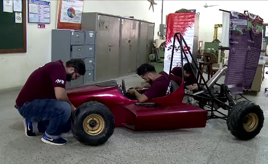 کراچی کے طلبہ نے فارمولا کار کے عالمی مقابلے میں جگہ بنا لی