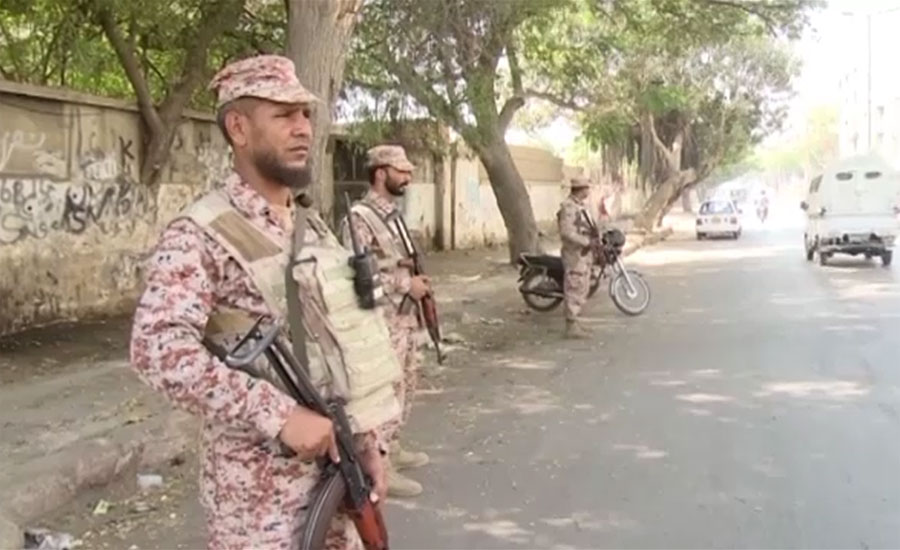 کراچی کے علاقے لیاری میں رینجرز کی کارروائی ، بڑی تعداد میں اسلحہ برآمد