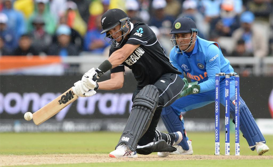 نیوزی لینڈ کا بھارت کو جیت کیلئے  240 رنز کا ہدف