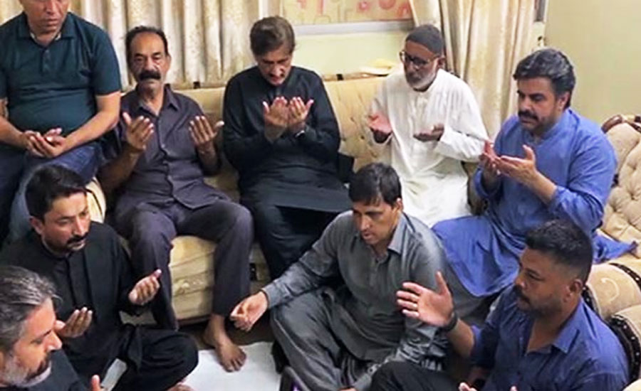 وزیراعلیٰ سندھ کی شہید میجرعدیل شاہد کے گھر آمد، شہید کے اہلخانہ سے تعزیت کی