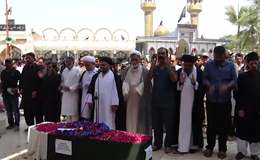 شہید میجر عدیل شاہد نماز جنازہ کی ادائیگی کے بعد سپرد خاک