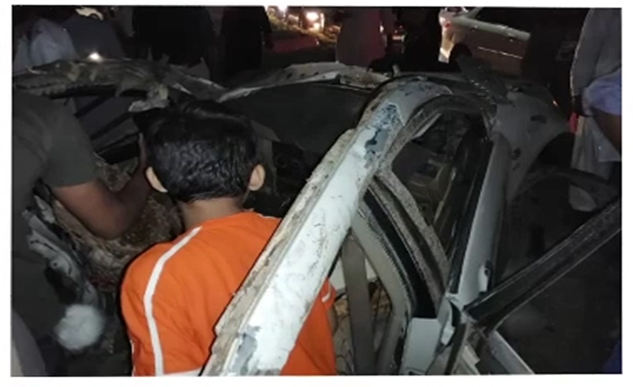 اسلام آباد میں کار درخت سے ٹکرا گئی ،4افراد جاں بحق