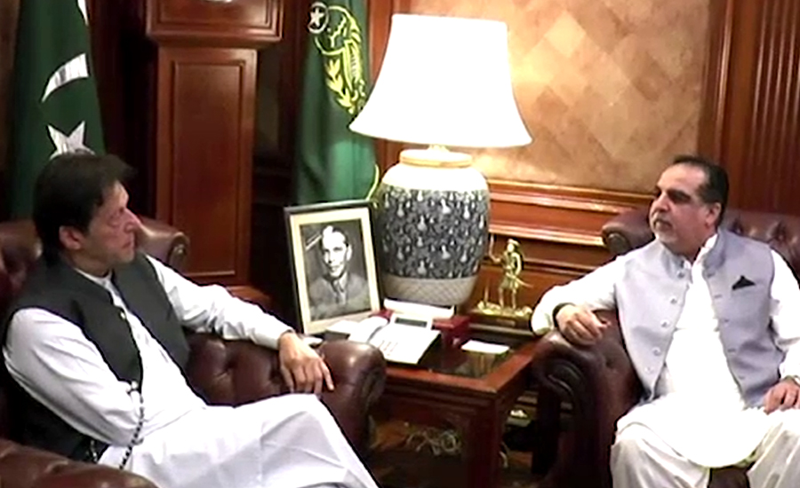 وزیر اعظم کا دورہ کراچی ، گورنر سندھ اور اتحادی جماعتوں کے رہنماؤں سے ملاقاتیں