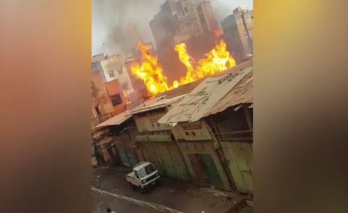 کراچی، 3 مقامات پر آتشزدگی، 7 گودام، درجن دکانیں، جل کر راکھ،  92 نیوز