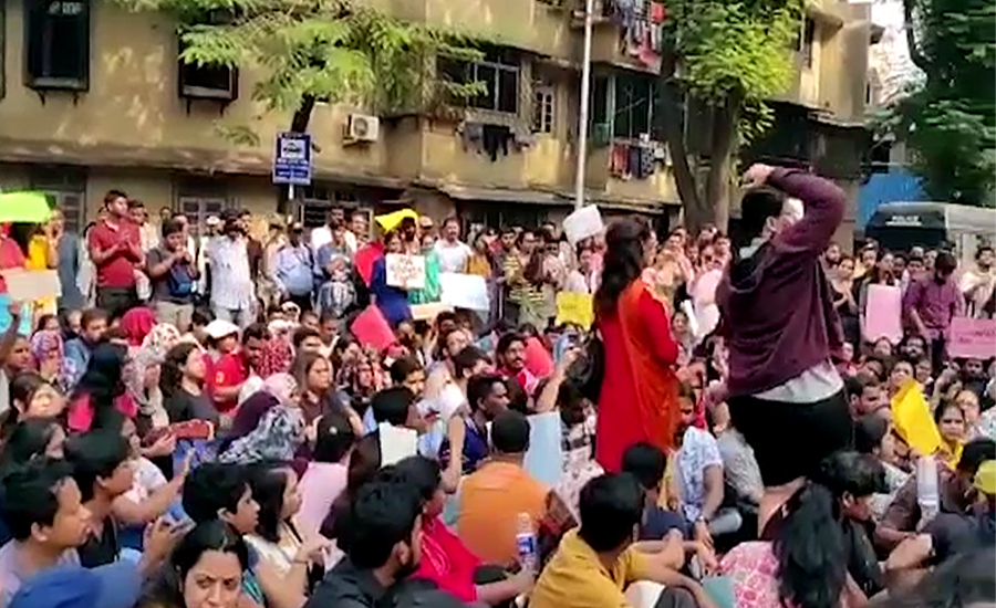 بھارت میں ہونیوالے اقلیتیوں کے احتجاج میں طلبہ بھی شامل