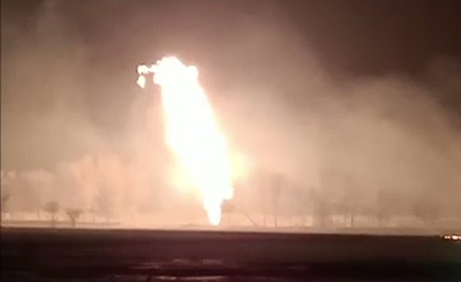 صادق آباد میں  36انچ قطر کی گیس پائپ لائن دھماکے سے پھٹ گئی