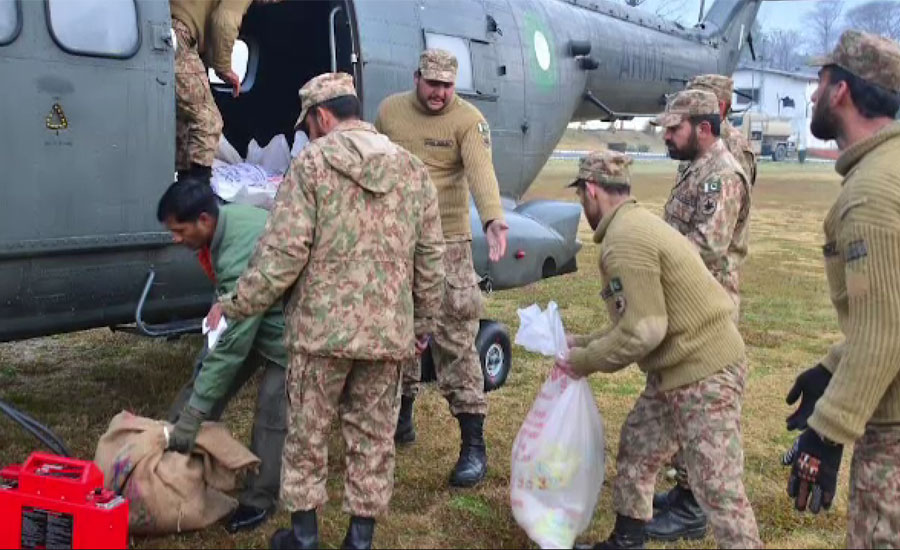 پاک فوج کی برفباری سے متاثرہ علاقوں میں امدادی کارروائیاں جاری