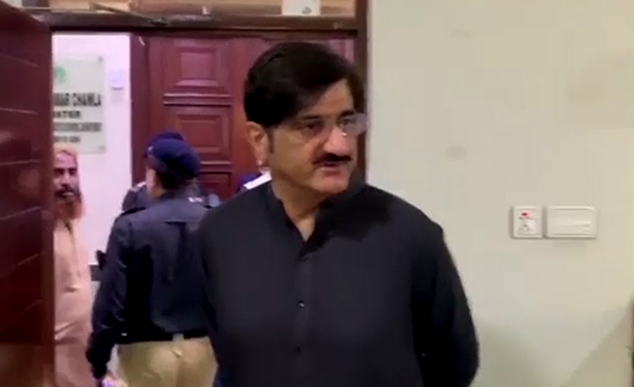 وزیر اعلیٰ سندھ کے صوبائی محکموں کے اچانک دورے ، غیر حاضری پر عملے پر برہم