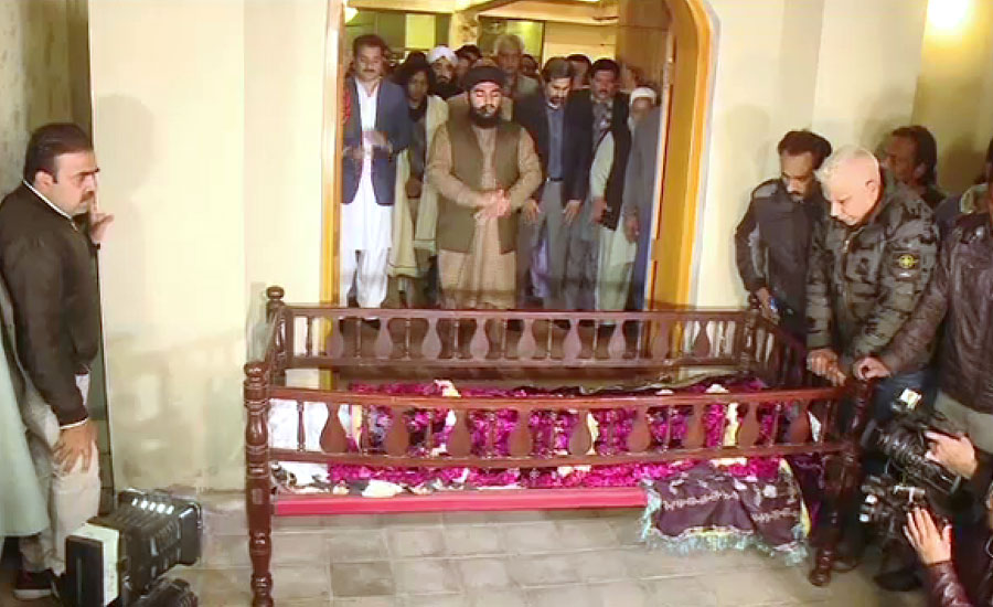 کامیڈی کنگ امان اللہ آسودہ خاک، نماز جنازہ میں گورنر پنجاب سمیت فنکاروں و مداحوں کی شرکت