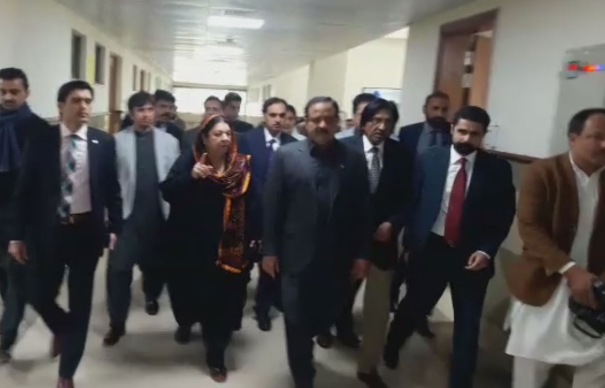وزیراعلیٰ پنجاب کا راولپنڈی انسٹی ٹیوٹ آف یورالوجی کا دورہ ، کورونا مینجمنٹ سینٹر میں انتظامات کا جائزہ