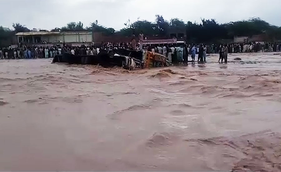 ڈیرہ غازی خان میں بارشوں کے باعث ندی نالوں میں طغیانی