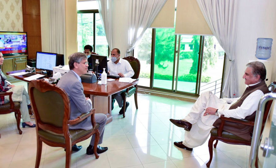 شاہ محمود قریشی کا وزارت خارجہ میں قائم "ایمرجنسی کرائسز مینجمنٹ یونٹ کا دورہ