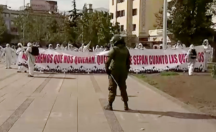 چلی میں لاک ڈاؤن کے باوجود حکومت کیخلاف احتجاج