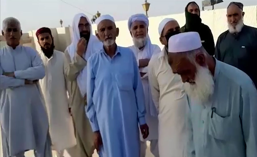 سعودی عرب میں پھنسے سیکڑوں پاکستانی عمرہ زائرین مشکلات کا شکار